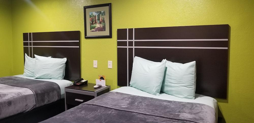 Motel 6 Humble, Tx - Houston International Airport Екстер'єр фото