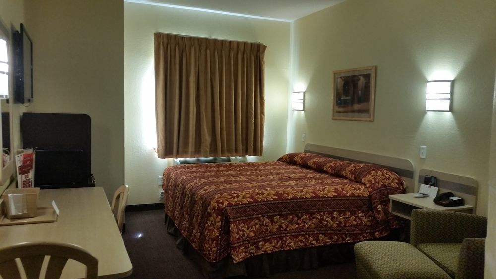 Motel 6 Humble, Tx - Houston International Airport Екстер'єр фото